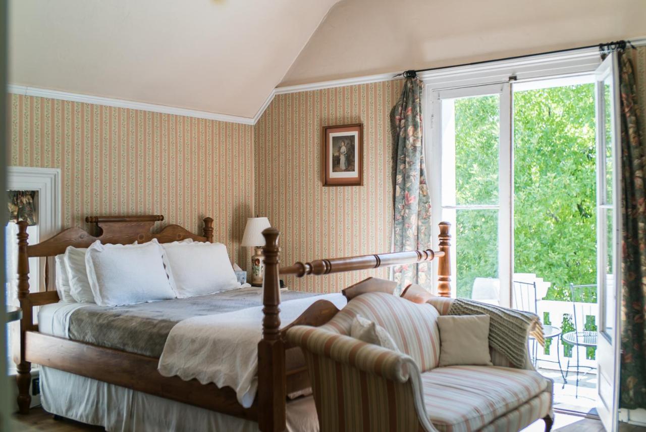 Double Room with Private Bathroom,1015737922:JPEG